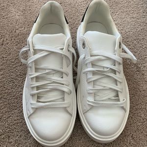 Steve Madden Sneakers